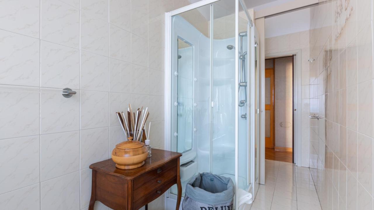 Mysa Properties - Trilocale In Zona Porta Romana, Bocconi Милан Экстерьер фото
